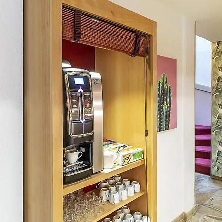 Hotel Ostal Universite - Sure Collection By Western Pau