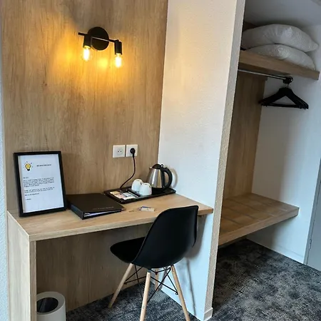 Ostal Universite - Sure Collection By Western Pau