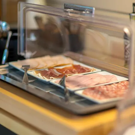 Hotel Ostal Universite - Sure Collection By Western