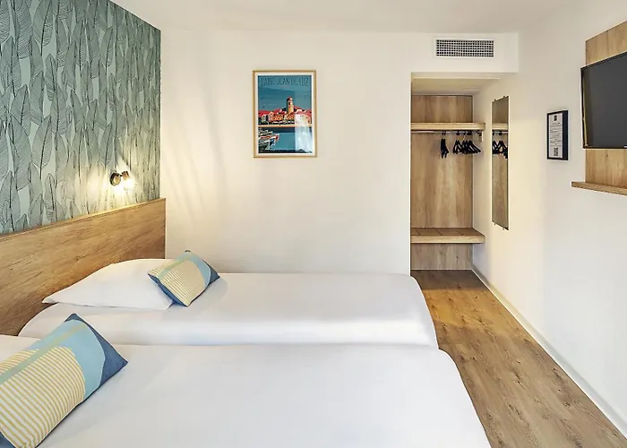 Ostal Universite - Sure Collection By Western 3* Pau