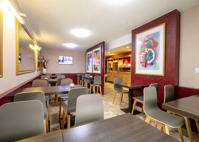 Ostal Universite - Sure Collection By Western 3* Pau