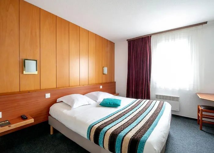 Ostal Universite - Sure Collection By Western Hotel Pau