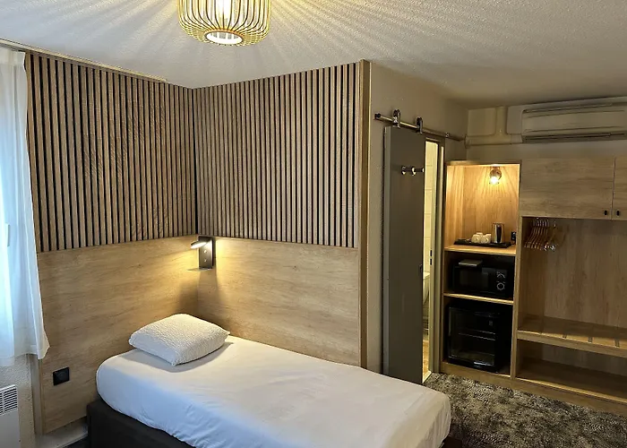 Hotel Ostal Universite - Sure Collection By Western 3*