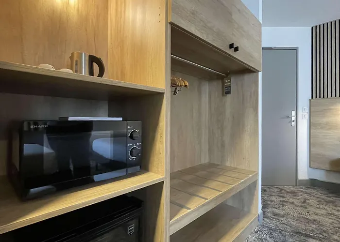 Hotel Ostal Universite - Sure Collection By Western Pau