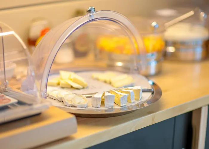 Ostal Universite - Sure Collection By Western 3*