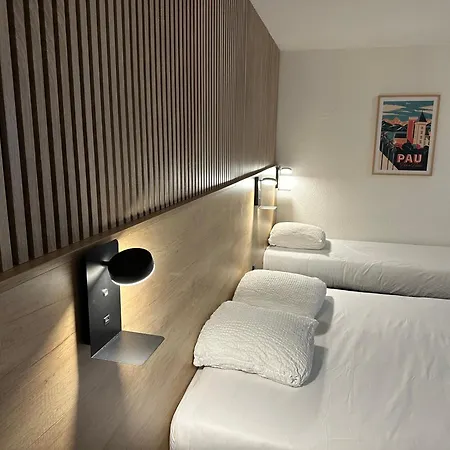 Ostal Universite Hotel Pau